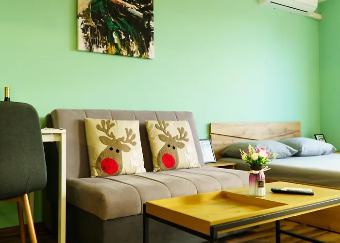 The Blackpeak View * Sofía